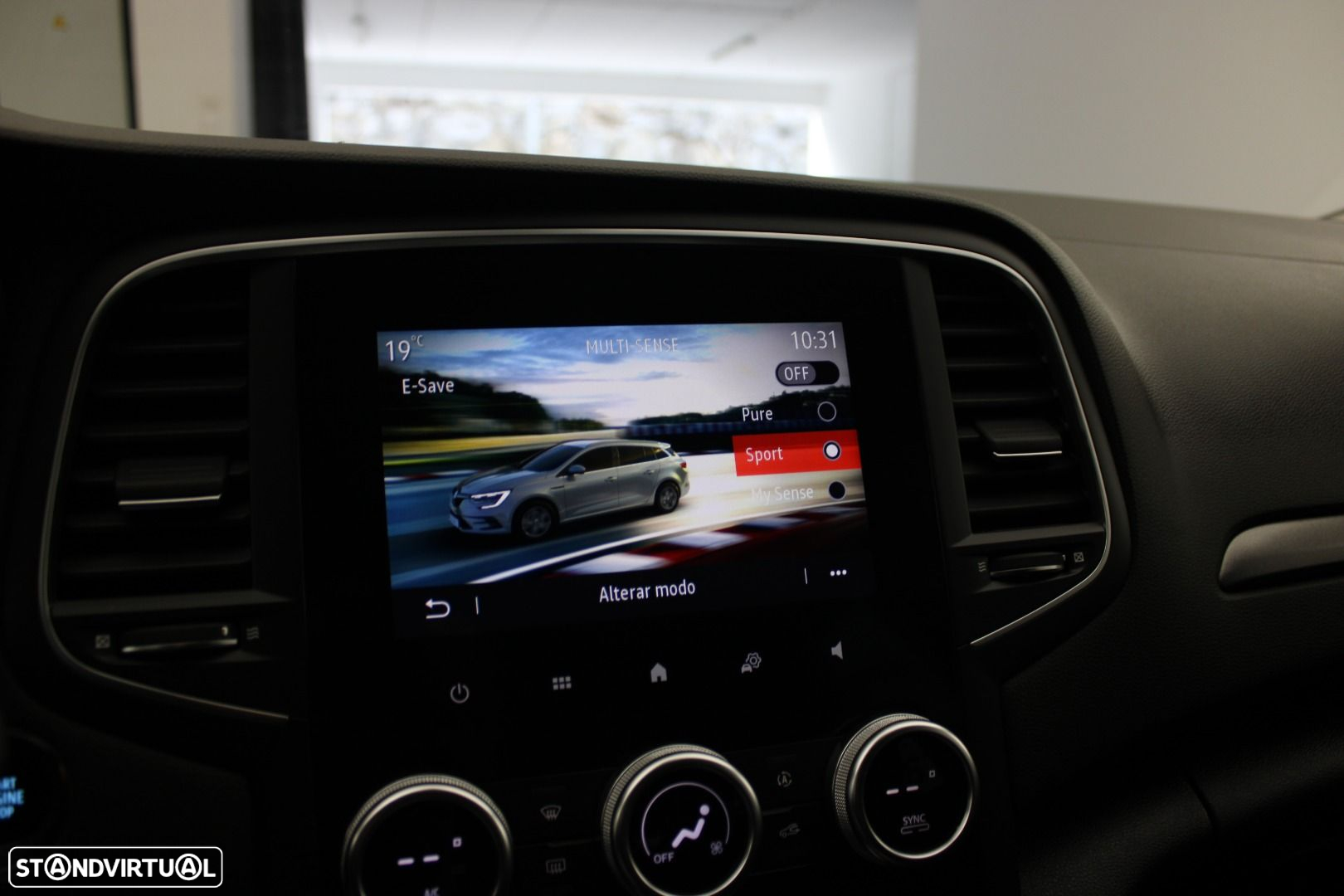 Renault Mégane Sport Tourer 1.6 E-Tech Plug-In Zen - 22