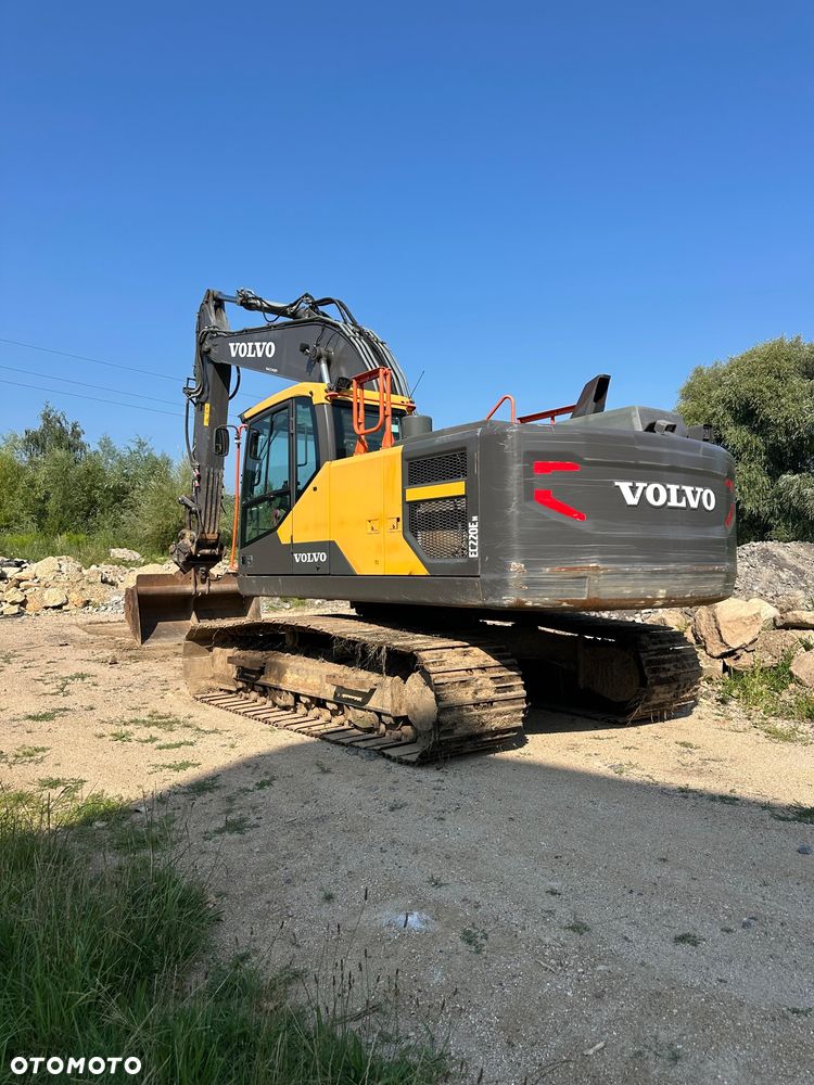 Volvo EC220En - 2