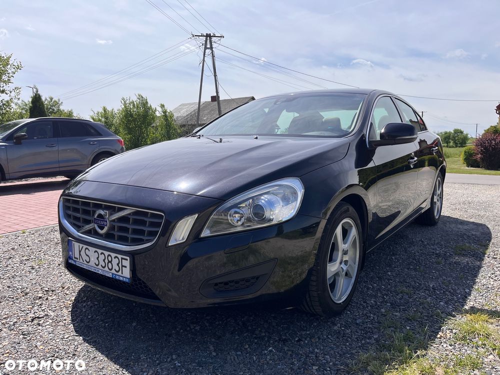 Volvo S60 D3 Geartronic Momentum - 1