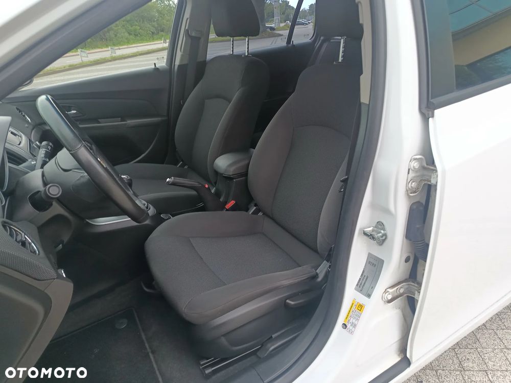 Chevrolet Cruze 1.8 LT - 21