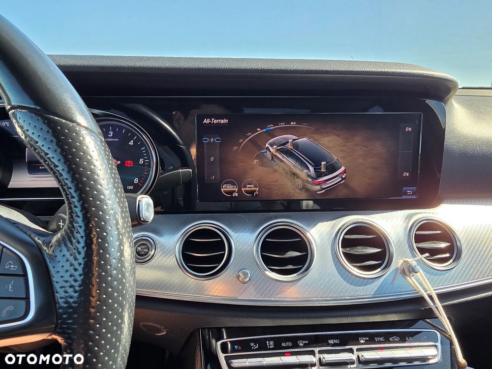 Mercedes-Benz Klasa E 220 d 4Matic All-Terrain 9G-TRONIC Avantgarde - 17