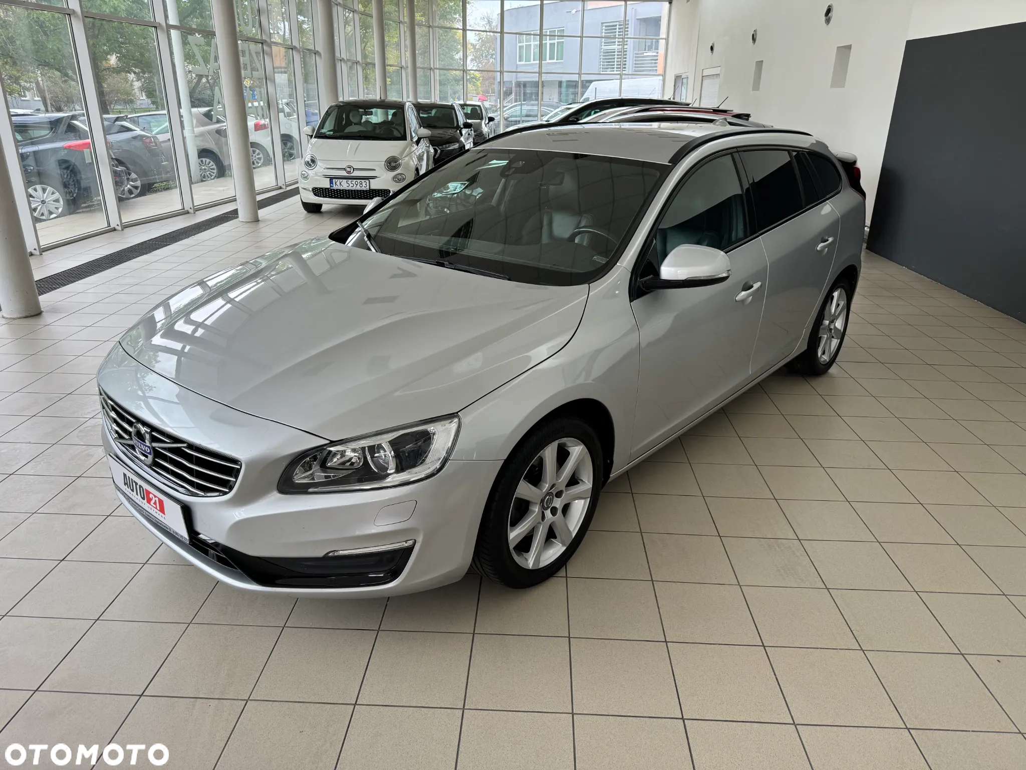 Volvo V60 D3 Geartronic Kinetic - 4