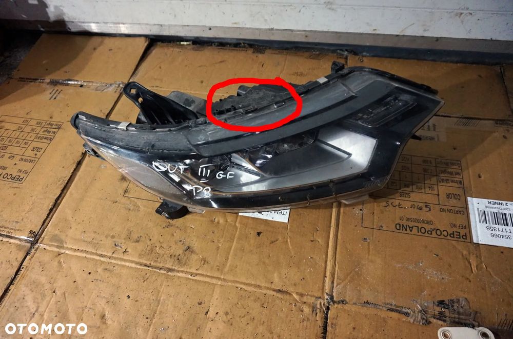 LAMPA PRZEDNIA PRAWA OUTLANDER III GF LIFT 8301C864 FULL LED MITSUBISHI 2015-2018 - 4