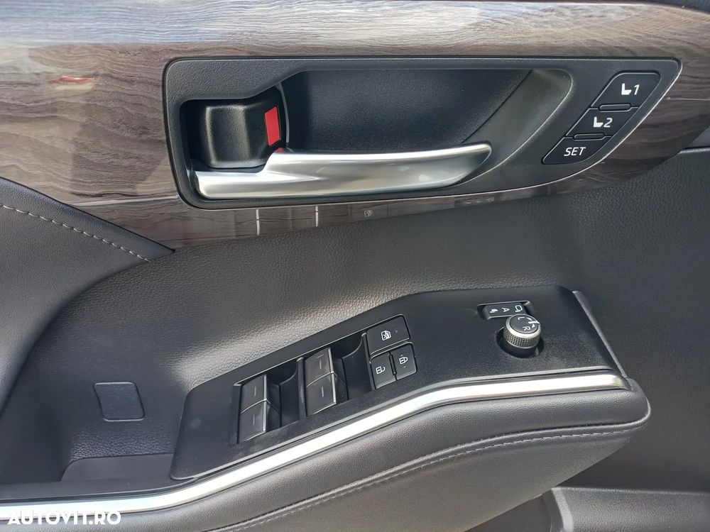 Toyota Highlander 2.5 L Dynamic Force 248CP Luxury Metallic - 16