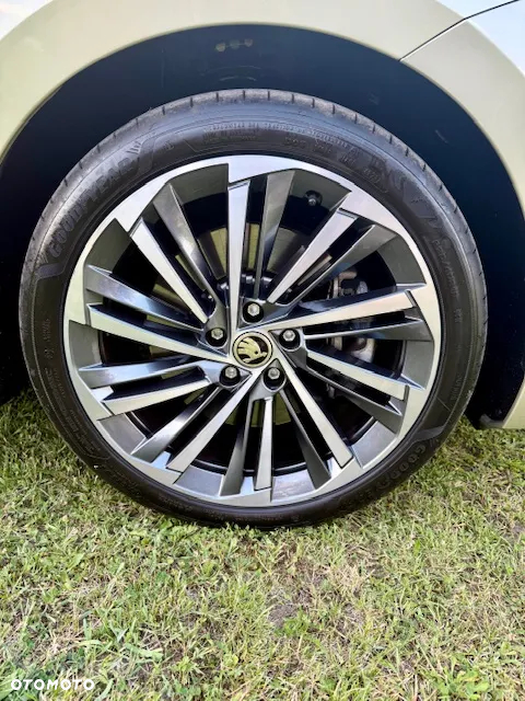 Skoda Superb 2.0 TDI SCR 4x4 L&K DSG - 6