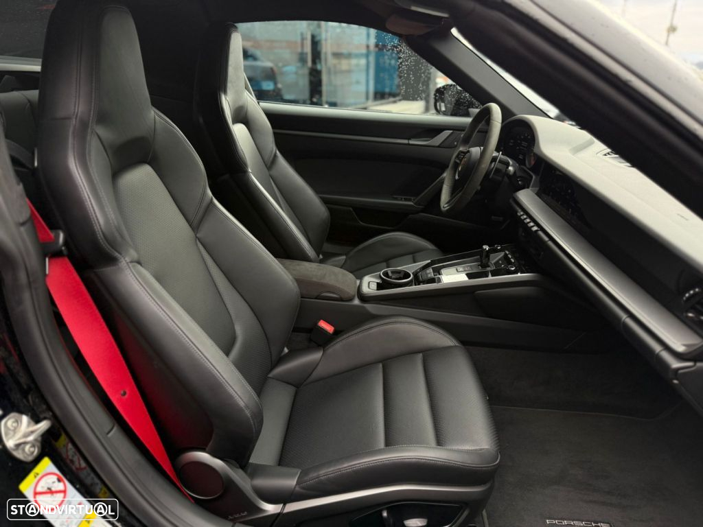 Porsche 911 (992) Targa 4 PDK - 22