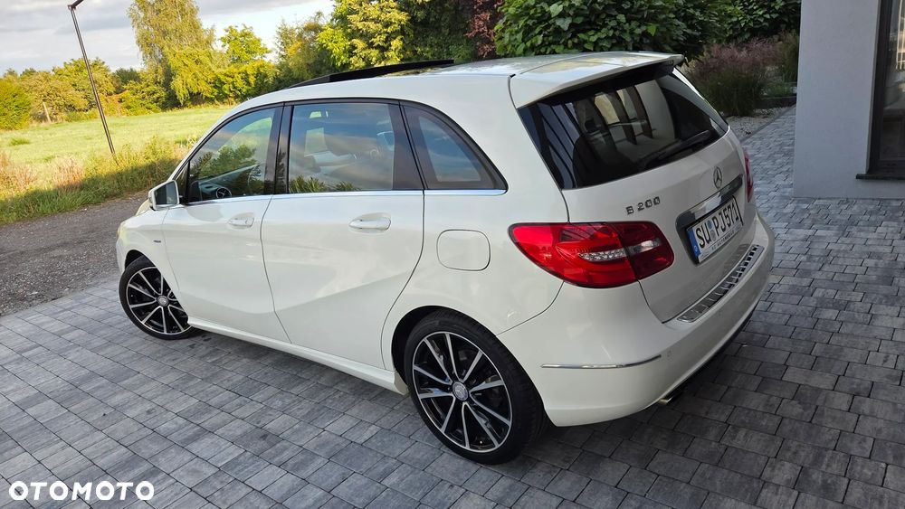 Mercedes-Benz Klasa B 200 (BlueEFFICIENCY) - 29