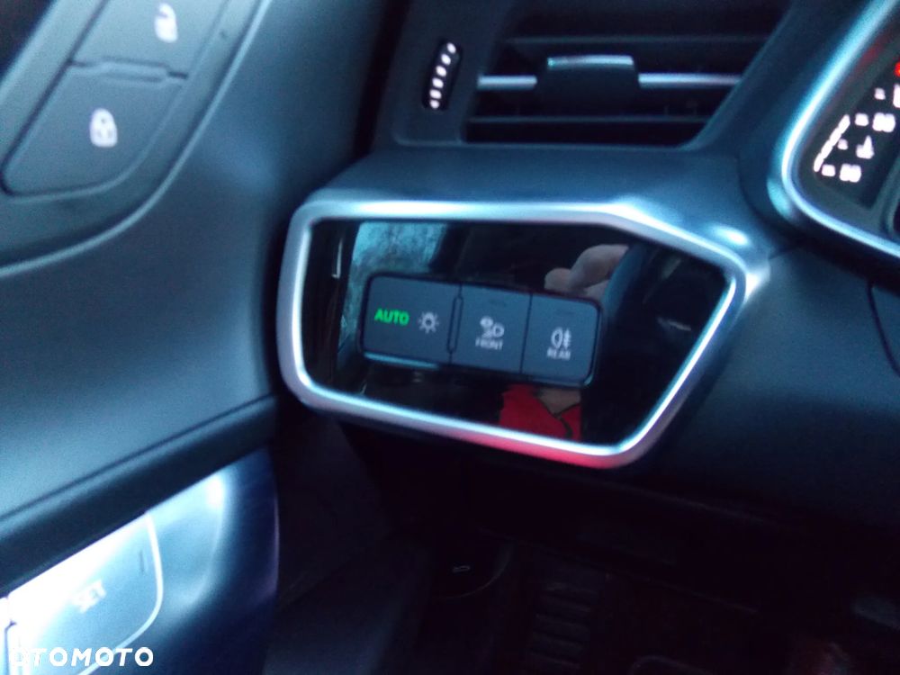 Audi A6 Avant 40 TDI S tronic design - 25