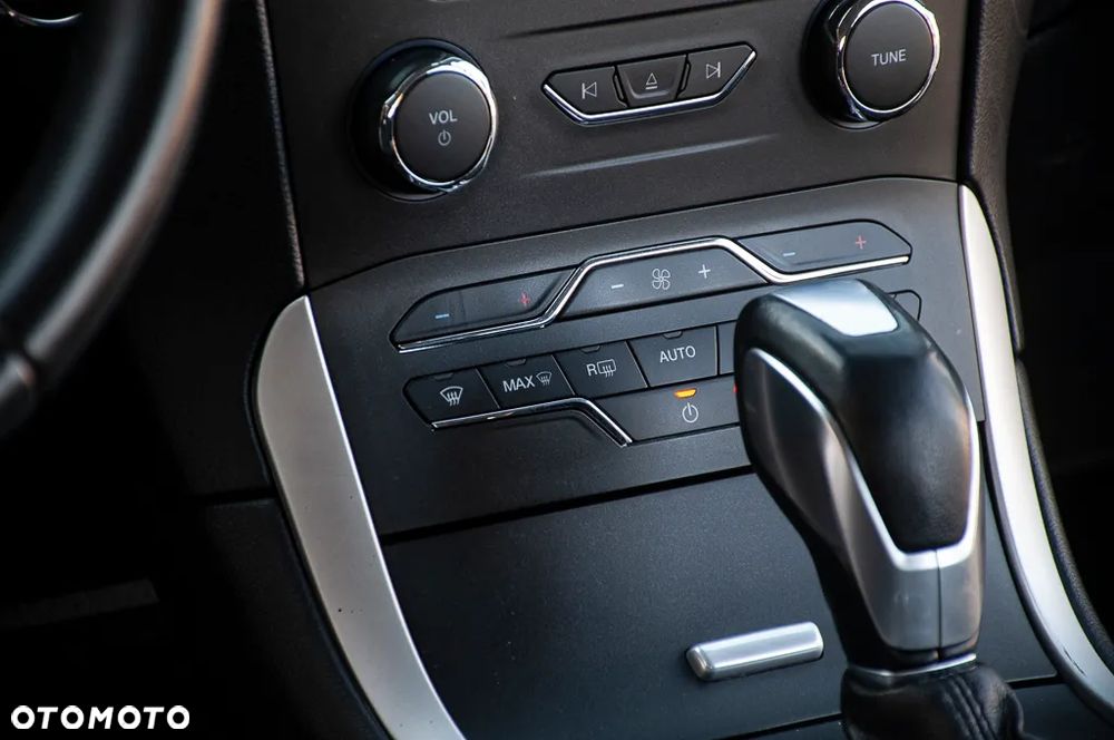 Ford S-Max 2.0 TDCi Titanium - 26