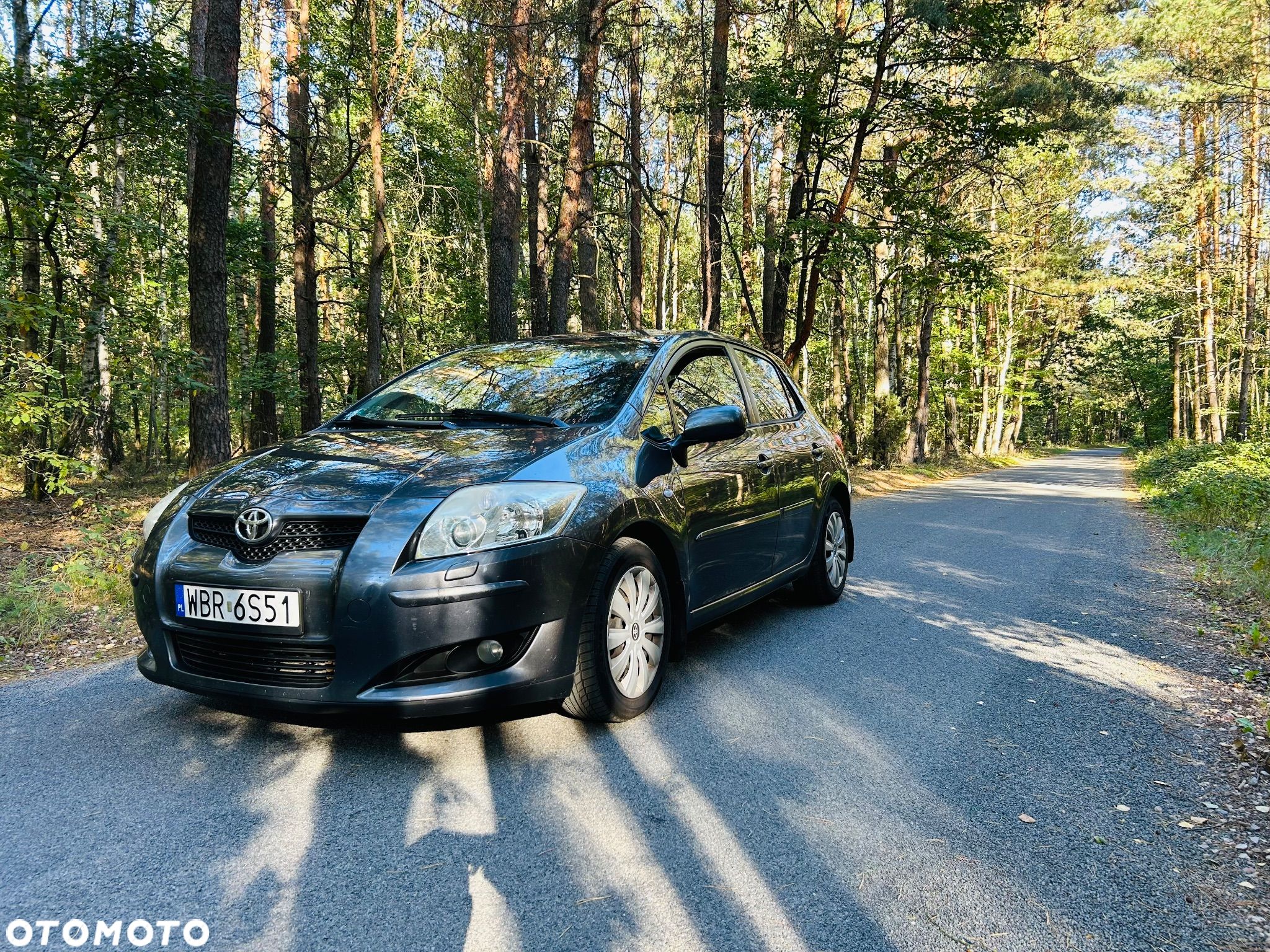 Toyota Auris 2.0 D-4D - 1