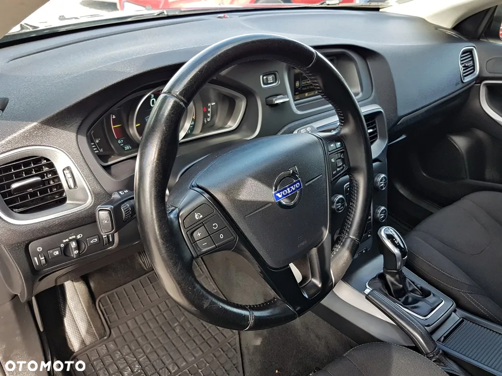 Volvo V40 D3 Kinetic - 12