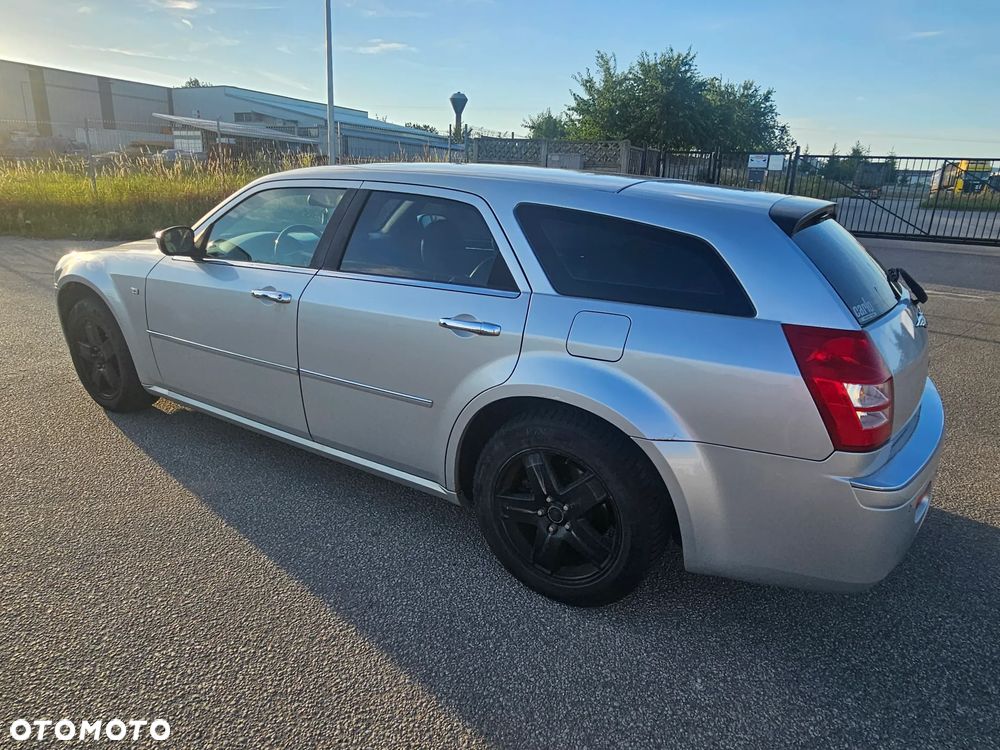 Chrysler 300C 5.7 V8 Hemi - 4