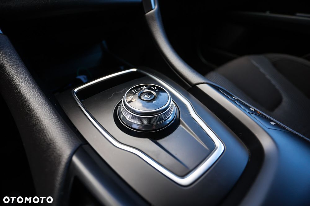 Ford Mondeo 2.0 EcoBlue Titanium - 30