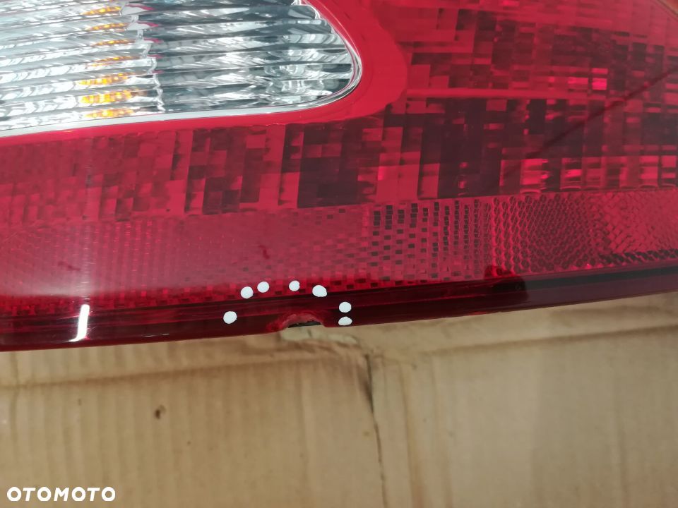 Jaguar XF X250 lampa prawa tył BT104 - 2