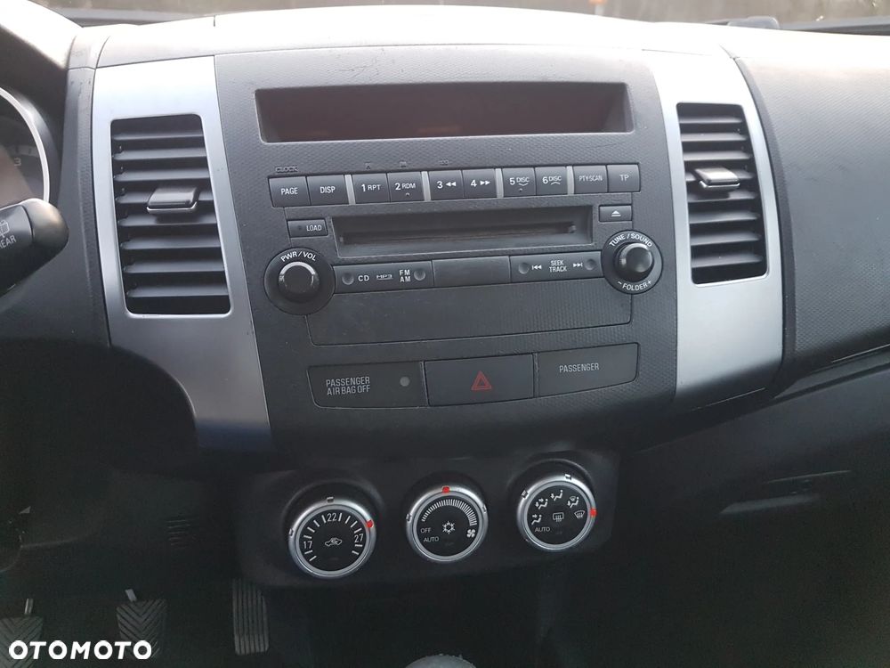 Citroën C-Crosser 2.2 HDi Exclusive - 21