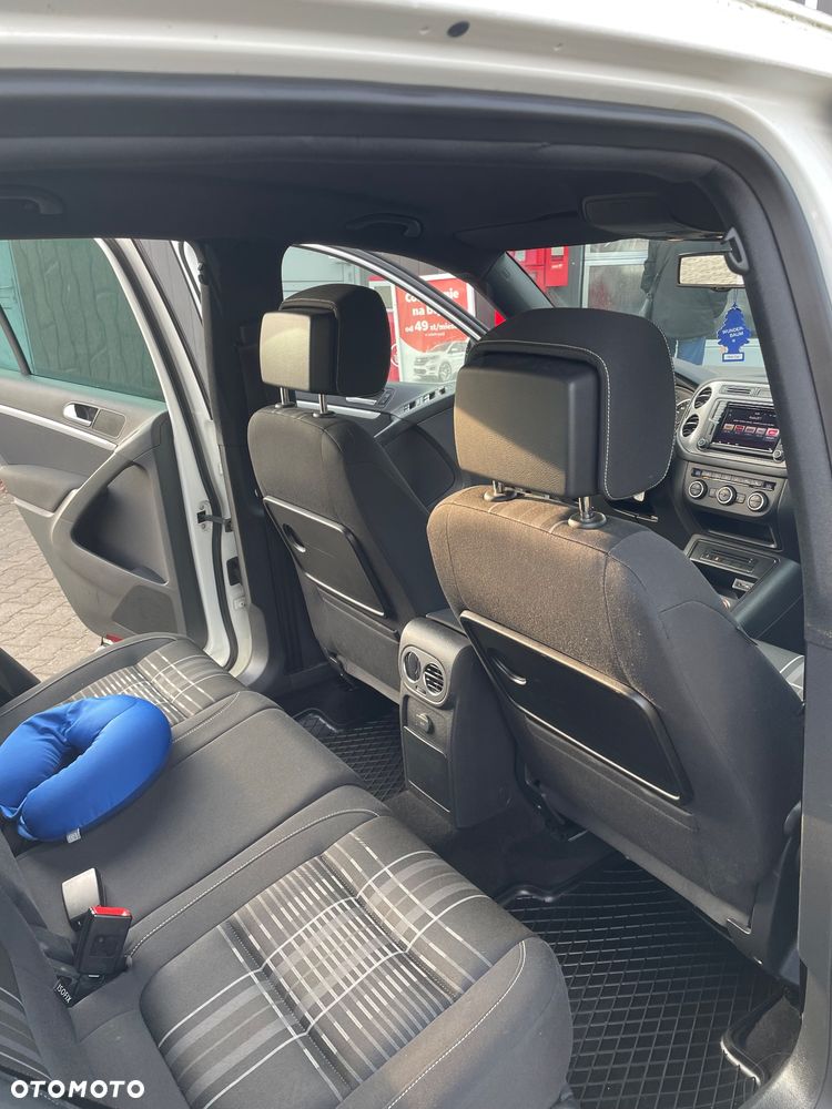 Volkswagen Tiguan 1.4 TSI BlueMotion Technology Lounge Sport & Style - 10