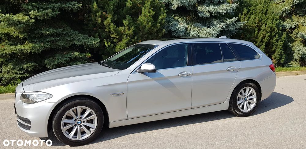 BMW Seria 5 525d Sport-Aut Luxury Line - 5