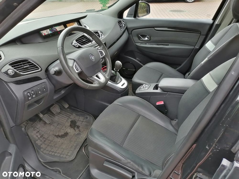 Renault Scenic 1.6 dCi Energy Bose Edition S&S - 8