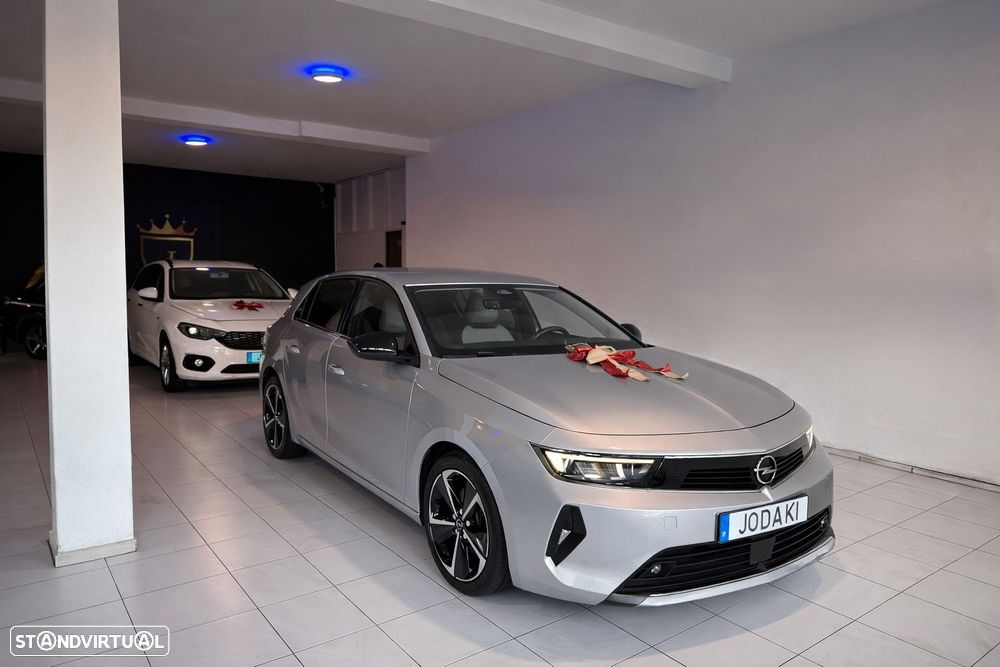 Opel Astra 1.5 D Elegance - 1