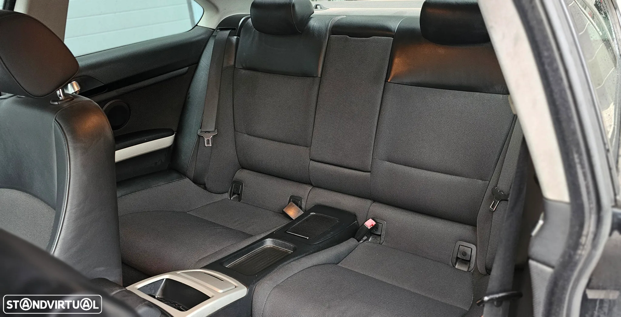 BMW 320 d Coupe - 15