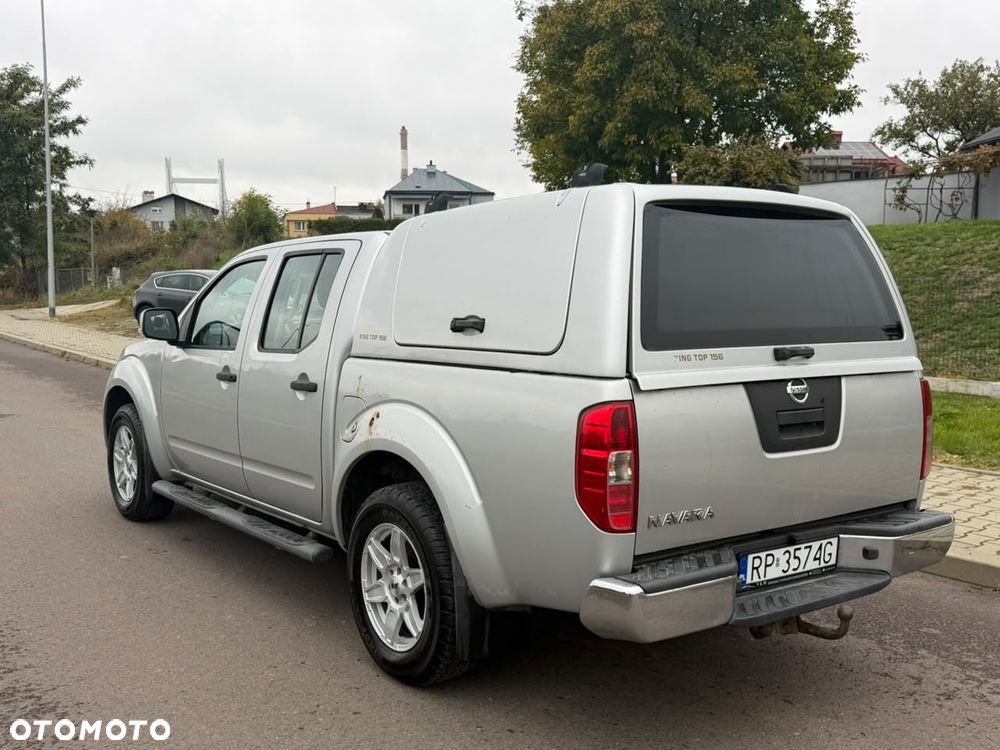 Nissan Navara 2011 photo 4