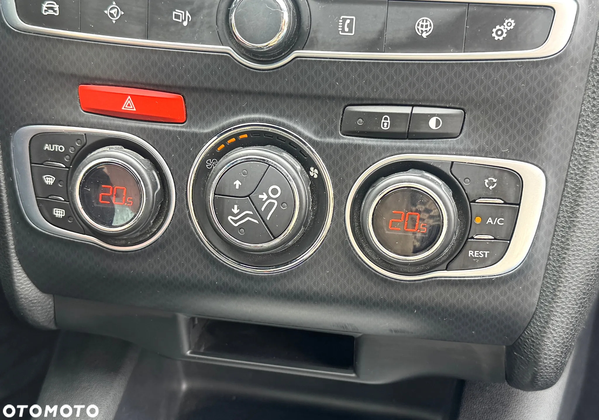 Citroën DS4 Crossback PureTech 130 S&S - 28