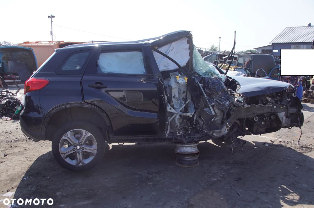 Auto na części - Suzuki Vitara II 1.6 16V 120 KM M16A 20008-54P34 ZCE 2017R Silnik Skrzynia Drzwi Szyba Błotnik Zderzak Lampa Klapa Lusterko Klamka Deska Kokpit Sterownik Moduł Czujnik Licznik Lewarek Kierownica - 9