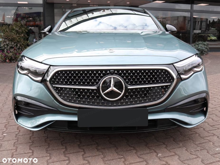 Mercedes-Benz Klasa E - 2