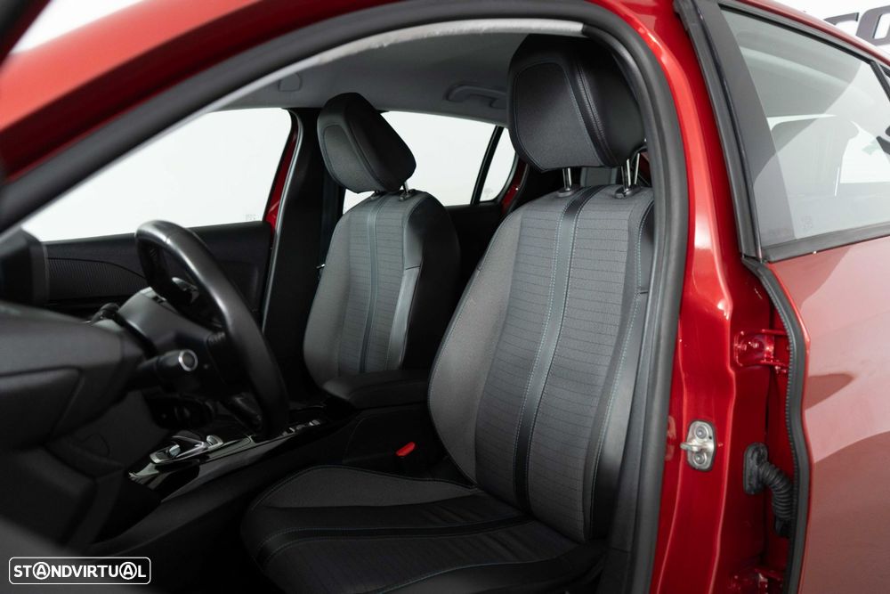 Peugeot e-208 50 kWh Style - 9