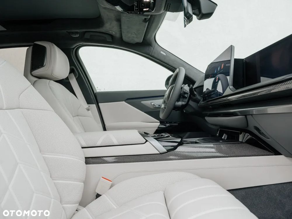 BMW Seria 7 - 13