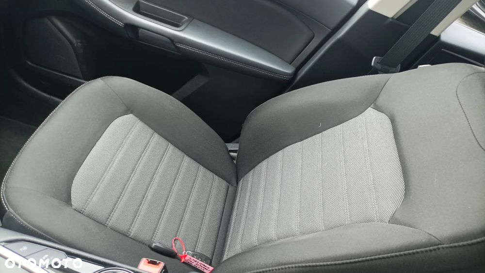 Ford S-Max 2.5 Hybrid Titanium CVT - 30