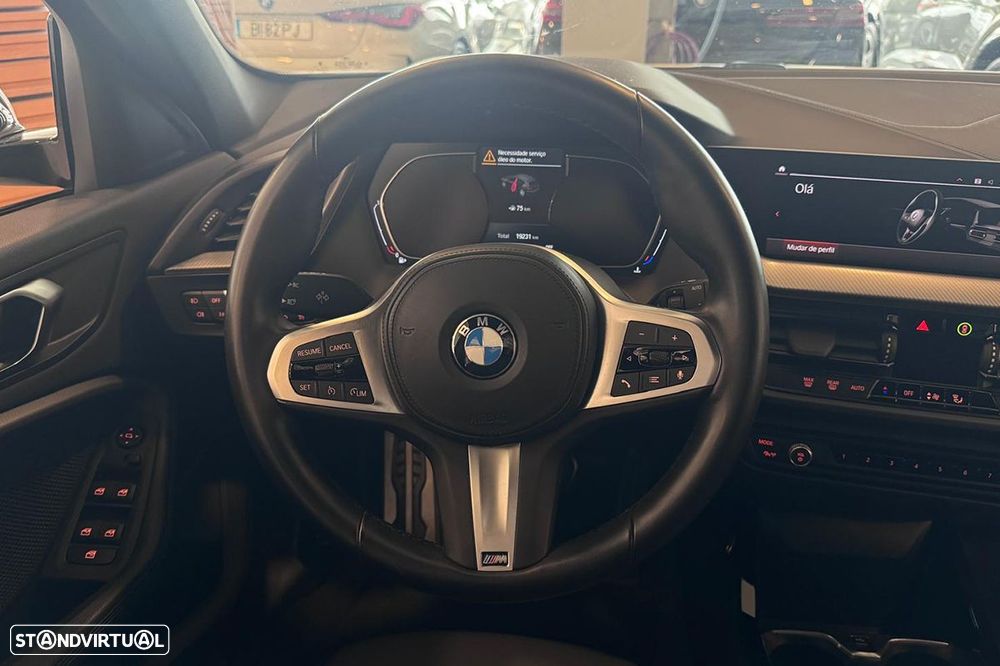 BMW 116 i Pack Desportivo M - 12