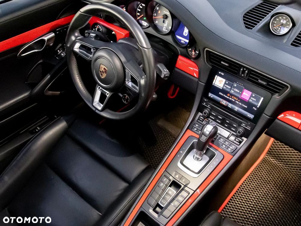 Porsche 911 Carrera S PDK - 22