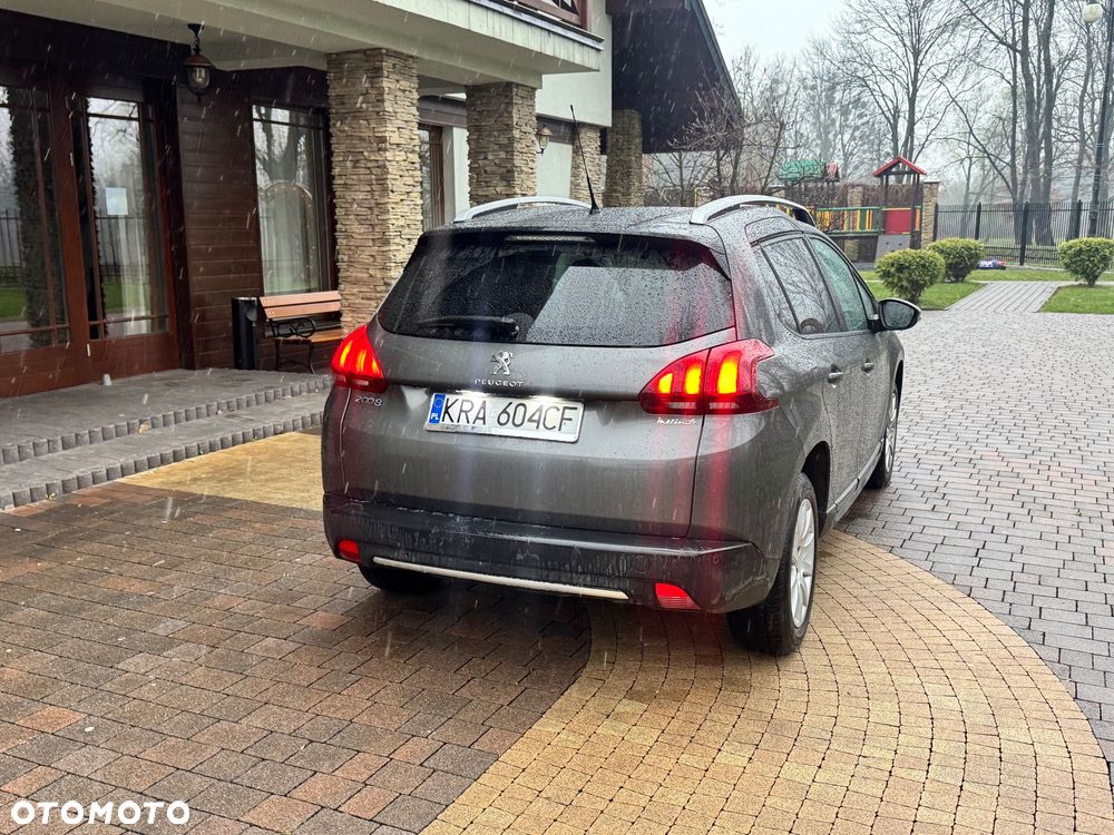 Peugeot 2008 1.6 BlueHDi Style - 12