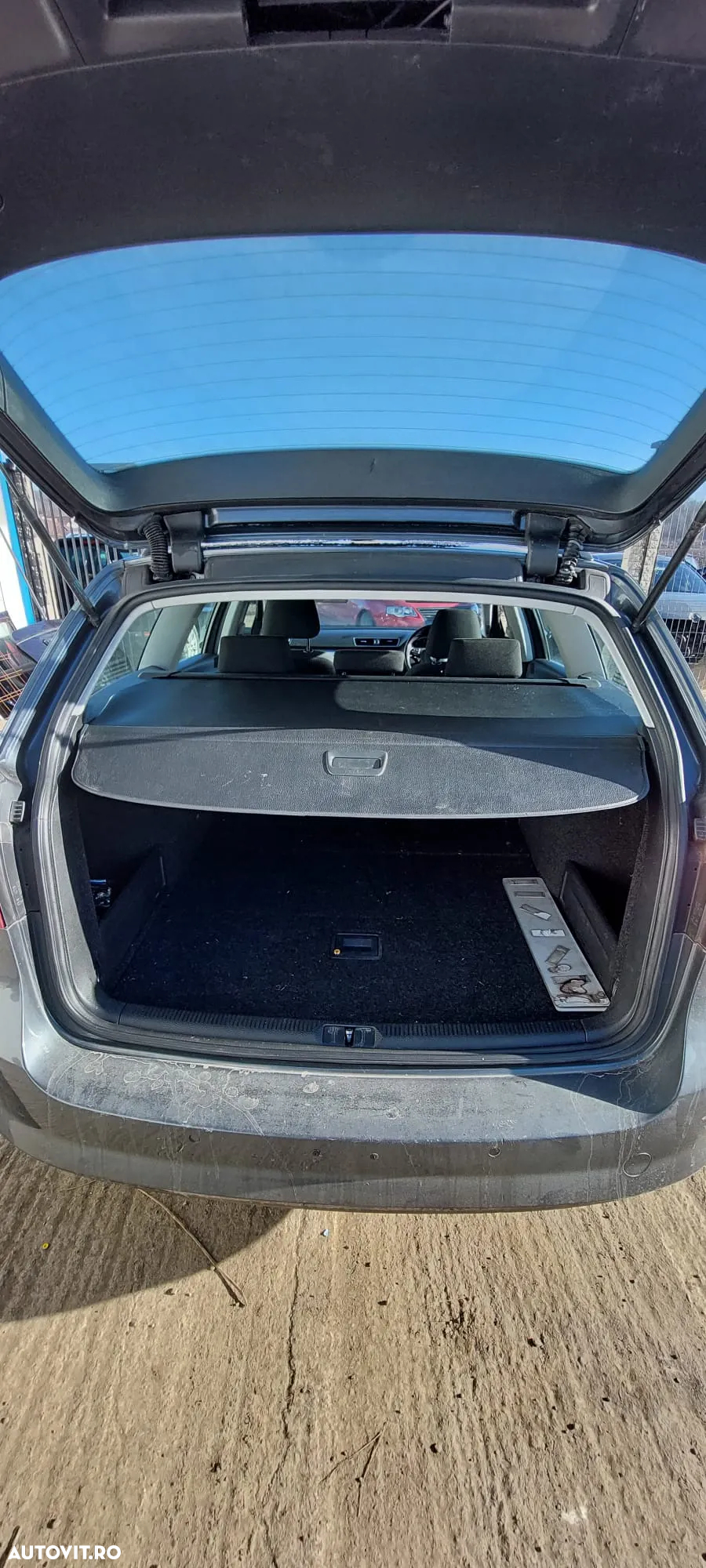 Dezmembrari VW Passat B7 2.0TDI CFFB - 5