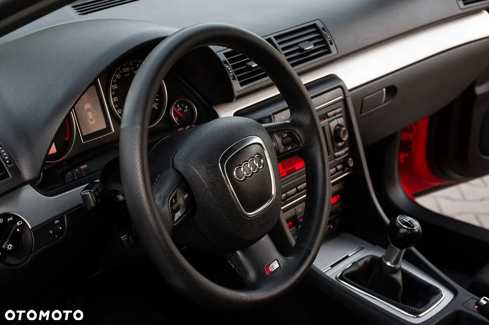Audi A4 Avant 1.8 T - 31