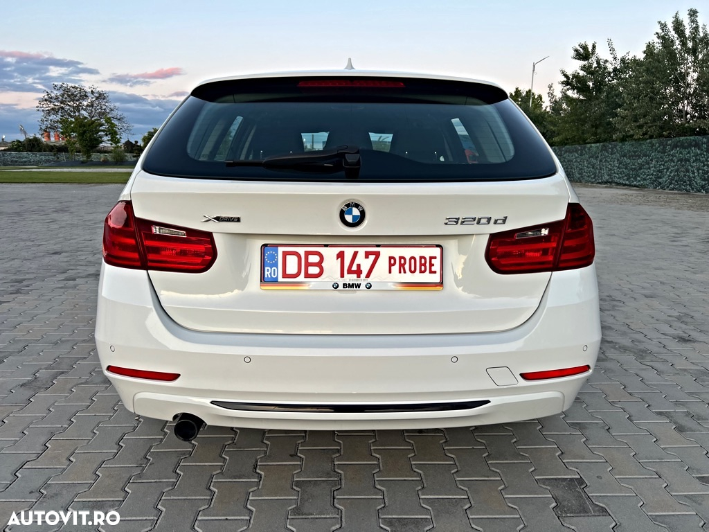 BMW Seria 3 320d Touring xDrive Aut. Sport Line - 11