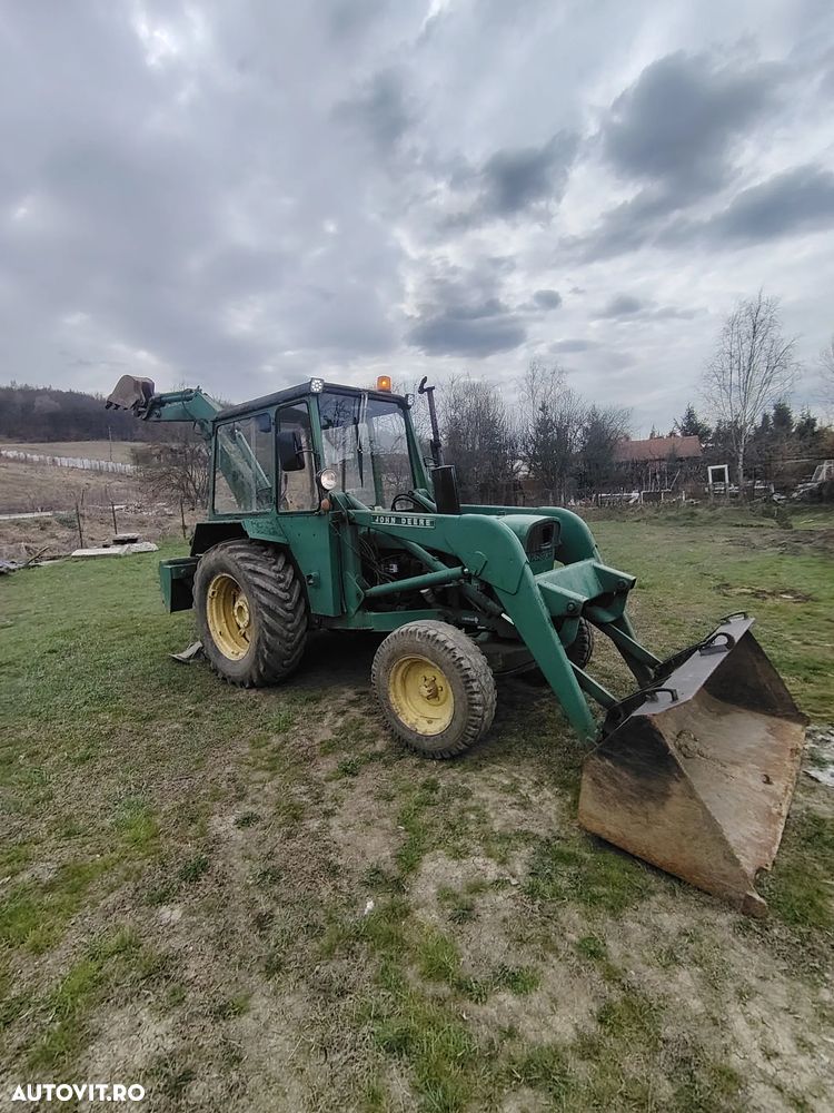 John Deere Deer - 5