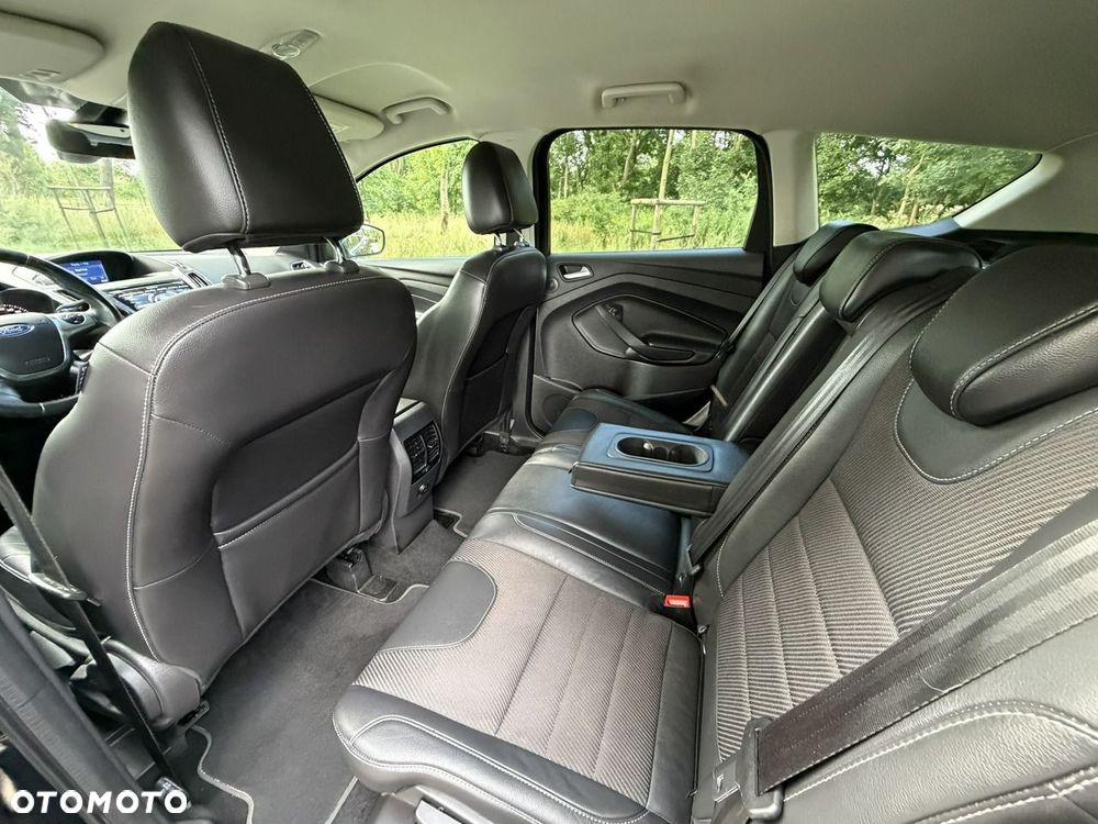 Ford Kuga - 23