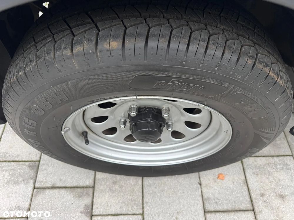 Suzuki Jimny 1.3 - 16