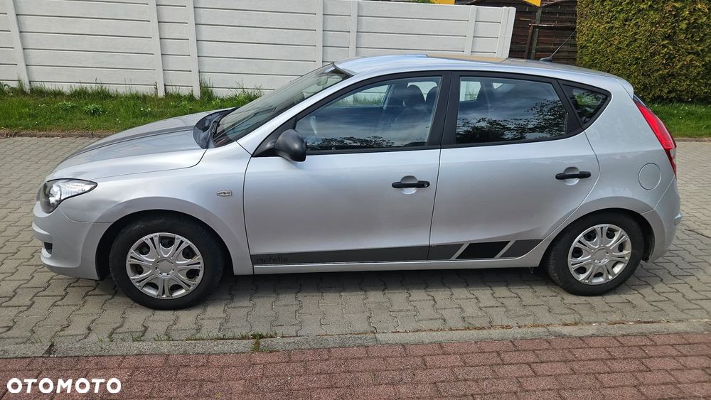 Hyundai i30 1.4 Comfort - 8