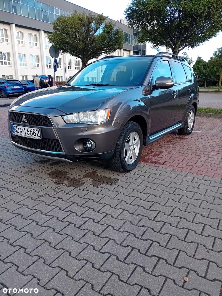 Mitsubishi Outlander 2.0 Intense 2WD CVT - 3
