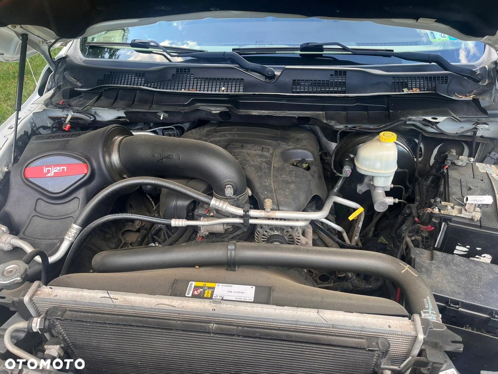 Dodge RAM 5.7 4x4 - 11