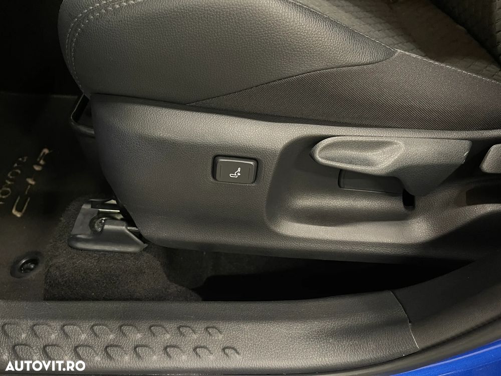 Toyota C-HR 2.0 HSD 184 CP 4x2 CVT C-lassy bi-tone - 23