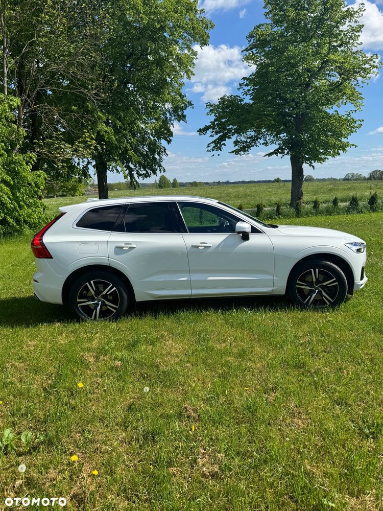 Volvo XC 60 T5 AWD R-Design - 8