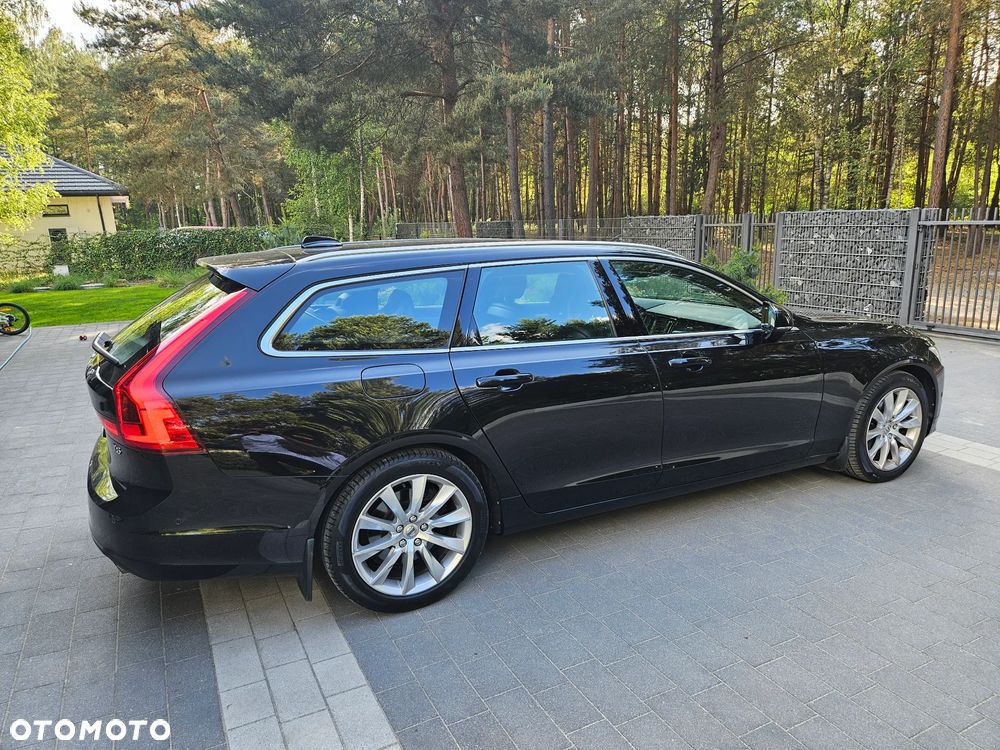 Volvo V90 T5 Momentum - 17