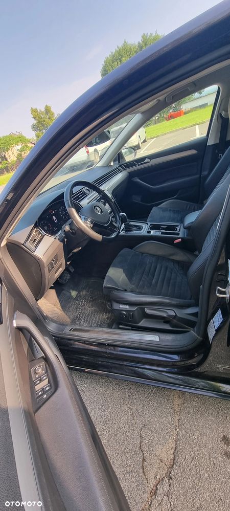 Volkswagen Passat 2.0 TDI BMT 4Mot Highline DSG - 10