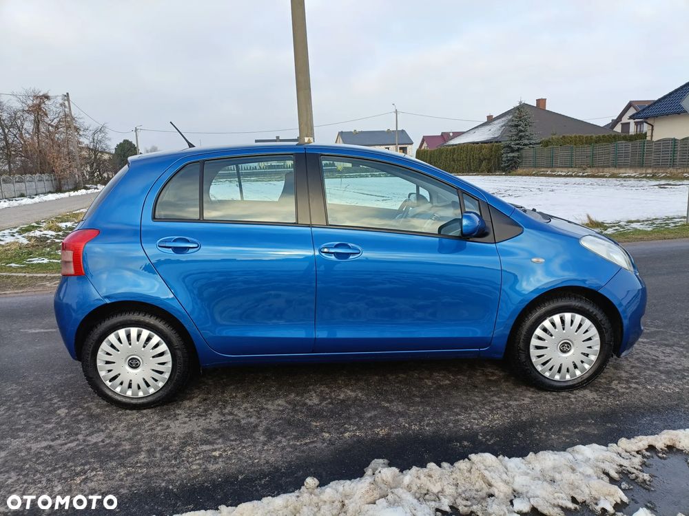 Toyota Yaris 1.3 VVT-i Travel - 24