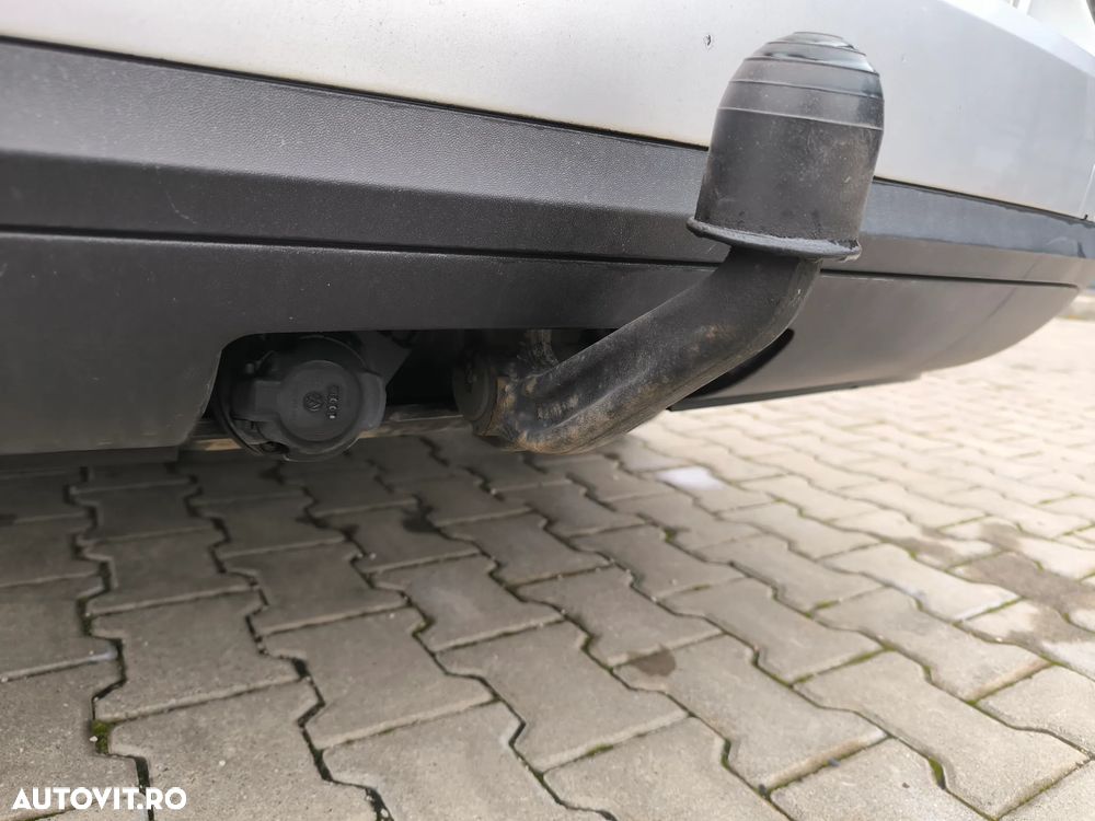 Volkswagen Passat Variant 2.0 TDI DPF 4Motion Highline - 16