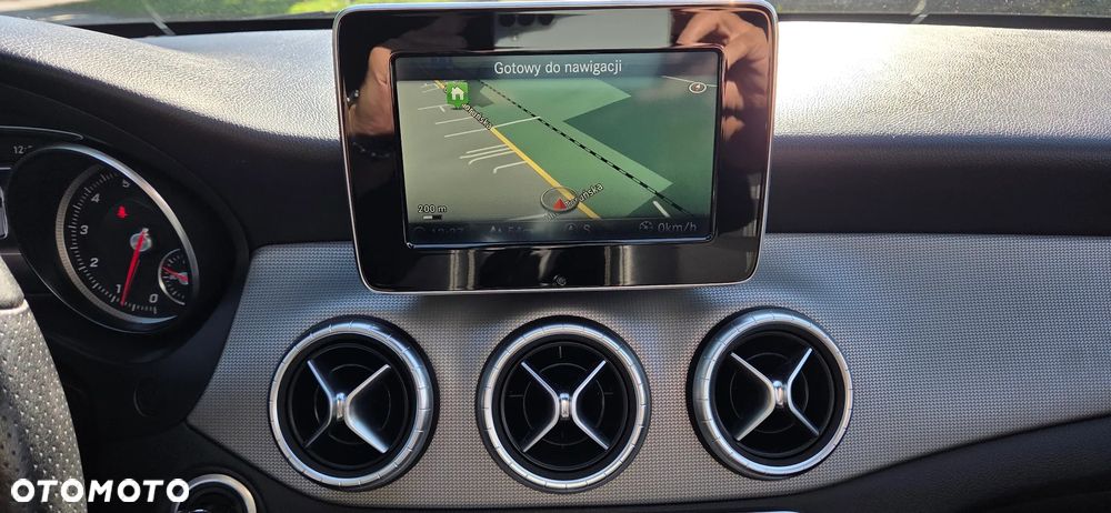 Mercedes-Benz CLA 200 Peak Edition - 14